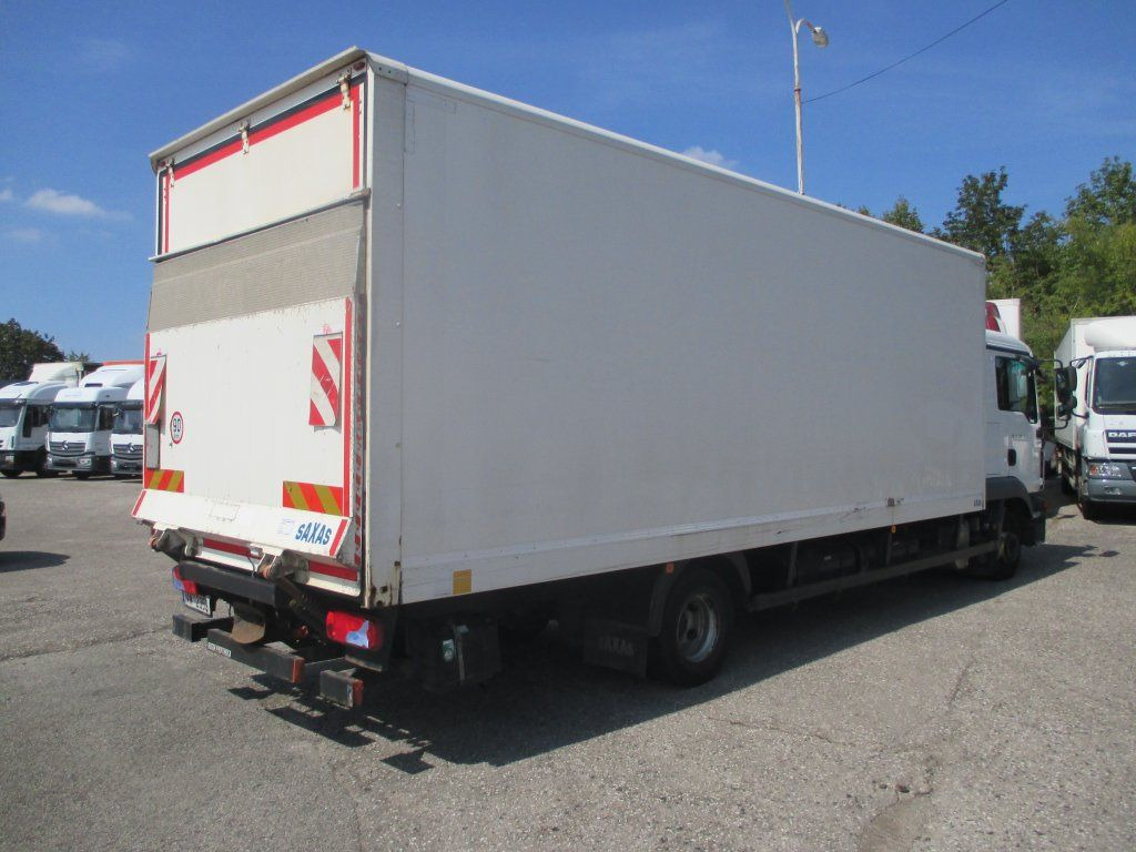 MAN TGL 12.250 - Autocarro furgonato: foto 5 MAN TGL 12.250 - Autocarro furgonato: foto 5