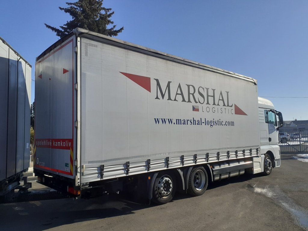 MAN TGX24.510 EURO 6 6x2 + Wecon - Camion centinato: foto 4 MAN TGX24.510 EURO 6 6x2 + Wecon - Camion centinato: foto 4
