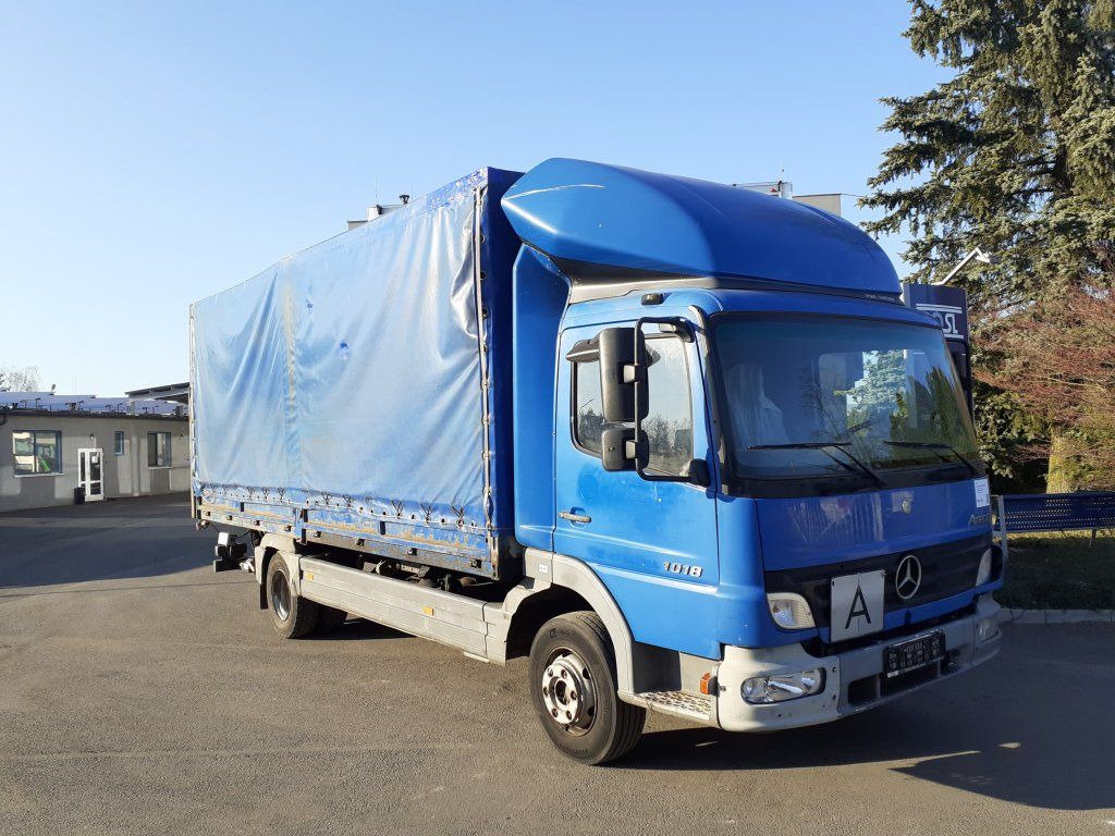 Mercedes-Benz 1018 Atego EURO 3 - Camion centinato: foto 2 Mercedes-Benz 1018 Atego EURO 3 - Camion centinato: foto 2