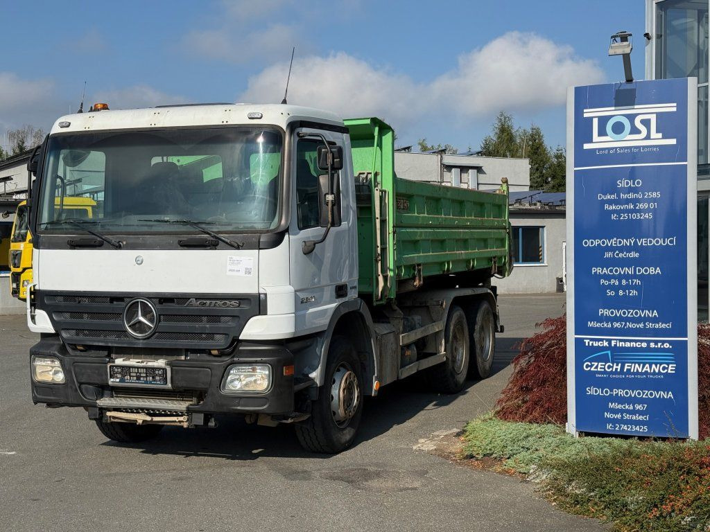 Mercedes-Benz 2641 Actros 6x4 EURO 4 - Autocarro ribaltabile: foto 1 Mercedes-Benz 2641 Actros 6x4 EURO 4 - Autocarro ribaltabile: foto 1