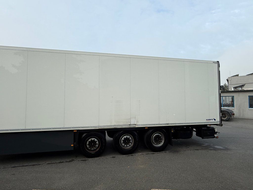 Schmitz Cargobull SKO24 Carrier Vector 1550 - Semirimorchio furgonato: foto 5 Schmitz Cargobull SKO24 Carrier Vector 1550 - Semirimorchio furgonato: foto 5