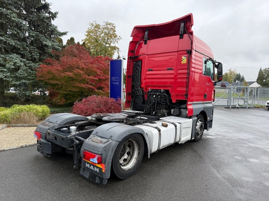 MAN TGX18.460 EURO 6 MEGA/lowdeck NEW TACHO RETARDER - Trattore stradale: foto 4 MAN TGX18.460 EURO 6 MEGA/lowdeck NEW TACHO RETARDER - Trattore stradale: foto 4