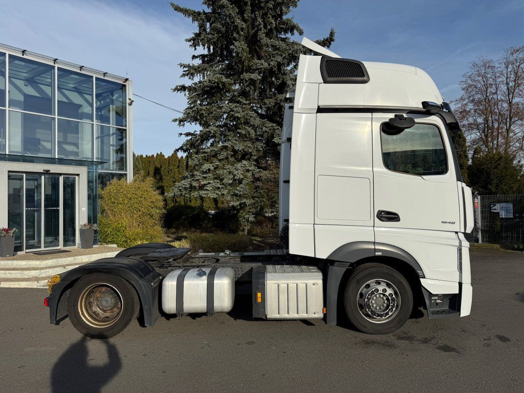 Mercedes-Benz 1848 Actros Gigaspace MEGA/lowdeck NEW TACHO - Trattore stradale: foto 3 Mercedes-Benz 1848 Actros Gigaspace MEGA/lowdeck NEW TACHO - Trattore stradale: foto 3