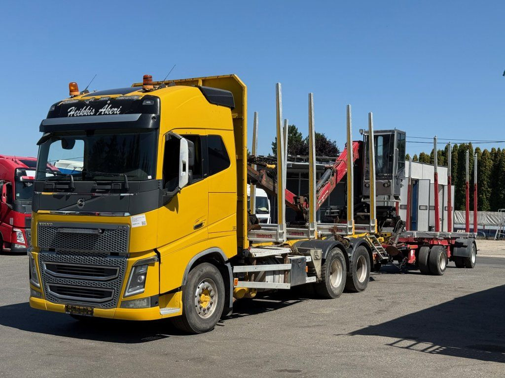 Volvo FH 16 750 6x4 + Fliegl - Camion trasporto legname, Camion con gru: foto 1 Volvo FH 16 750 6x4 + Fliegl - Camion trasporto legname, Camion con gru: foto 1