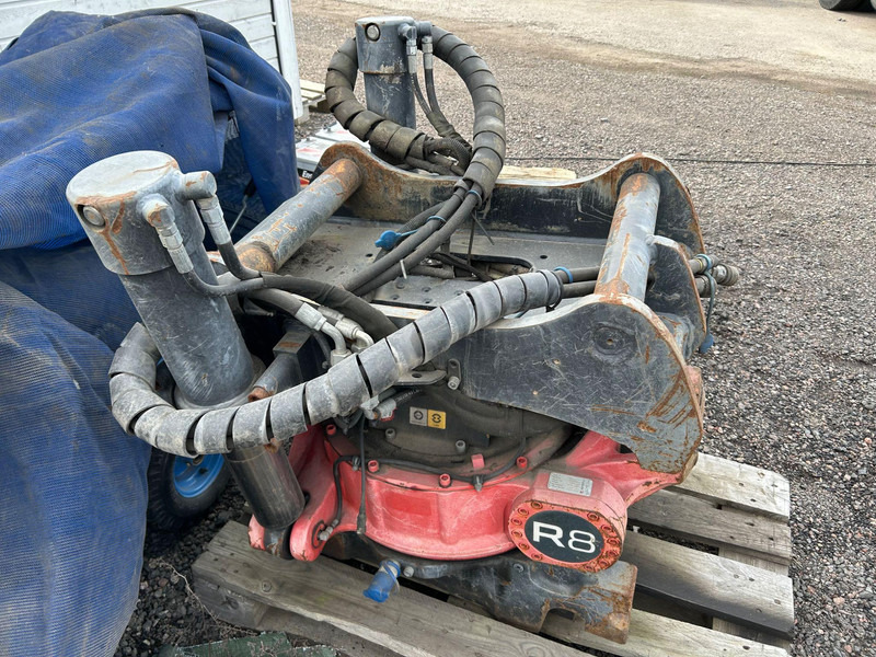 ROTOTILT R8 - Attrezzatura per Macchina da cantiere: foto 5 ROTOTILT R8 - Attrezzatura per Macchina da cantiere: foto 5