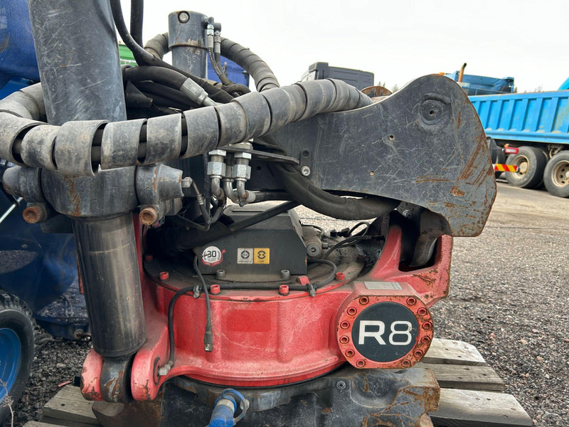 ROTOTILT R8 - Attrezzatura per Macchina da cantiere: foto 1 ROTOTILT R8 - Attrezzatura per Macchina da cantiere: foto 1