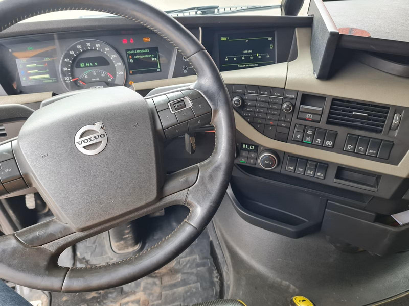 Volvo FH16 750 | 6x4 | ADR | 100 TON | ADR EXll, EXlll, AT | RETARDER | 100 TON VOLVO + VANG - Trattore stradale: foto 5 Volvo FH16 750 | 6x4 | ADR | 100 TON | ADR EXll, EXlll, AT | RETARDER | 100 TON VOLVO + VANG - Trattore stradale: foto 5