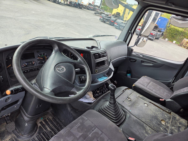 Mercedes-Benz Axor 1829 - full steel/lames - Camion centinato: foto 5 Mercedes-Benz Axor 1829 - full steel/lames - Camion centinato: foto 5
