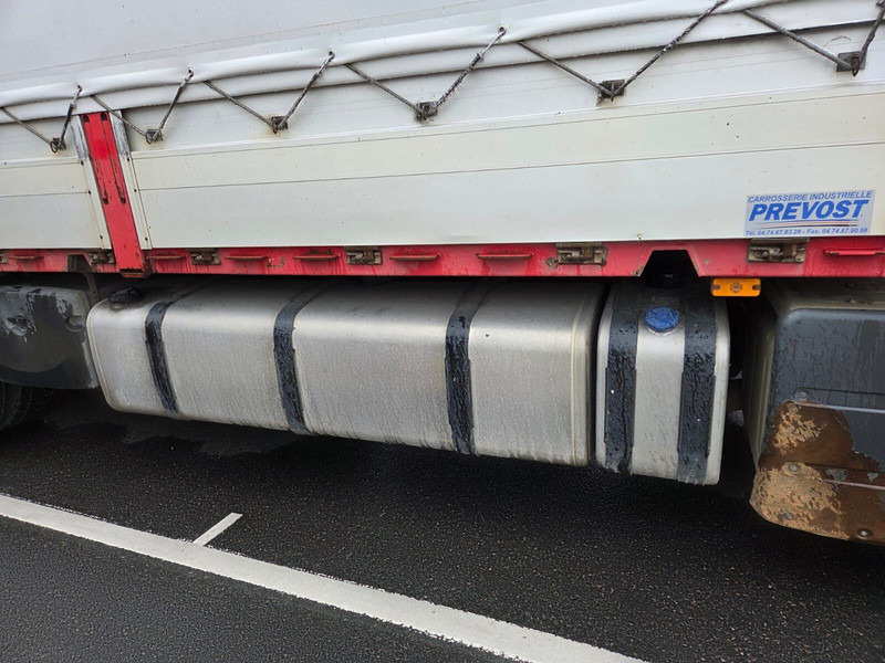 Renault Premium 460dxi - Camion centinato: foto 4 Renault Premium 460dxi - Camion centinato: foto 4