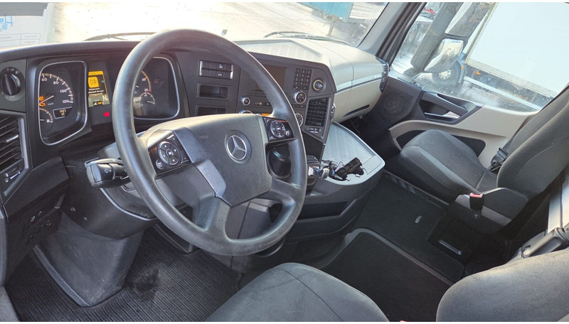 Mercedes-Benz Actros 1845 - Trattore stradale: foto 5 Mercedes-Benz Actros 1845 - Trattore stradale: foto 5