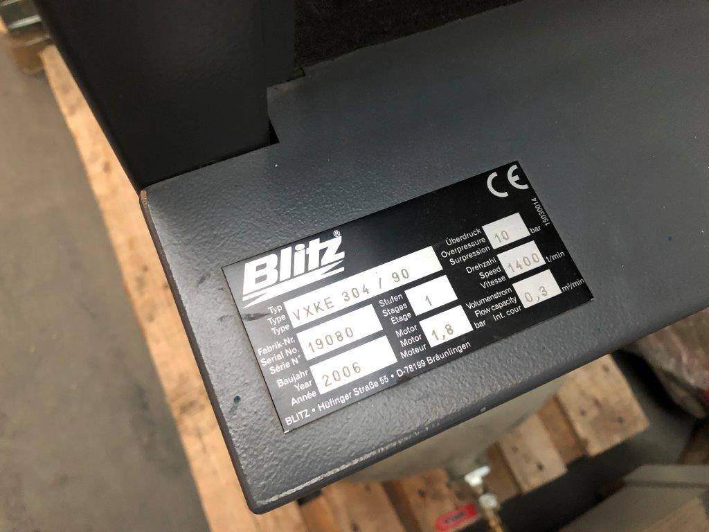 Blitz VXKE 304 - 90 Noise Enclosed Piston Compressor - Compressore d'aria: foto 2 Blitz VXKE 304 - 90 Noise Enclosed Piston Compressor - Compressore d'aria: foto 2