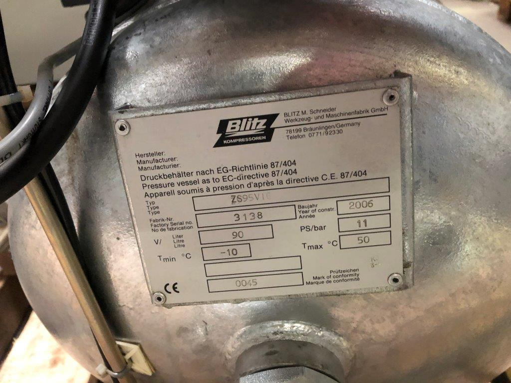 Blitz VXKE 304 - 90 Noise Enclosed Piston Compressor - Compressore d'aria: foto 5 Blitz VXKE 304 - 90 Noise Enclosed Piston Compressor - Compressore d'aria: foto 5