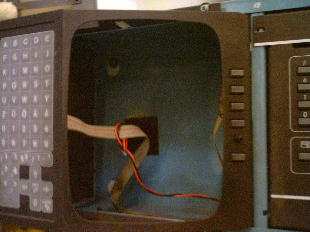 Conversion kit high-speed cutter Wohlenberg from monitor tube chassis system 85/86/90 to LCD chassis - Taglierina per carta: foto 3 Conversion kit high-speed cutter Wohlenberg from monitor tube chassis system 85/86/90 to LCD chassis - Taglierina per carta: foto 3