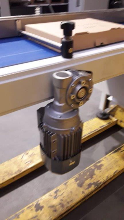 Frequency controlled conveyor belt 220x50cm - Nastro trasportatore: foto 3 Frequency controlled conveyor belt 220x50cm - Nastro trasportatore: foto 3