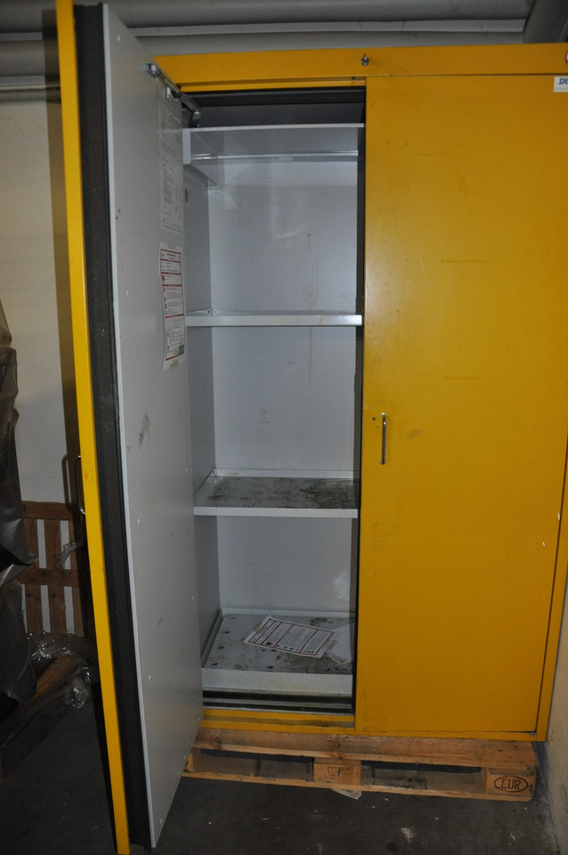Genios hazardous materials cabinet / safety cabinet / fire protection cabinet / laboratory cabinet - Attrezzature per officina: foto 1 Genios hazardous materials cabinet / safety cabinet / fire protection cabinet / laboratory cabinet - Attrezzature per officina: foto 1
