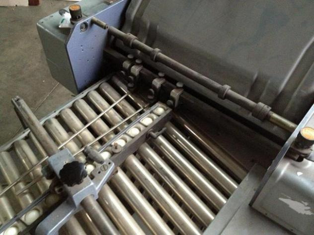 Heidelberg steel 2nd station T 50/4 buckle plate folding unit - Piegatrice: foto 3 Heidelberg steel 2nd station T 50/4 buckle plate folding unit - Piegatrice: foto 3