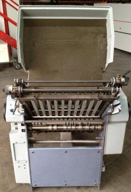 Heidelberg steel 2nd station T 50/4 buckle plate folding unit - Piegatrice: foto 2 Heidelberg steel 2nd station T 50/4 buckle plate folding unit - Piegatrice: foto 2
