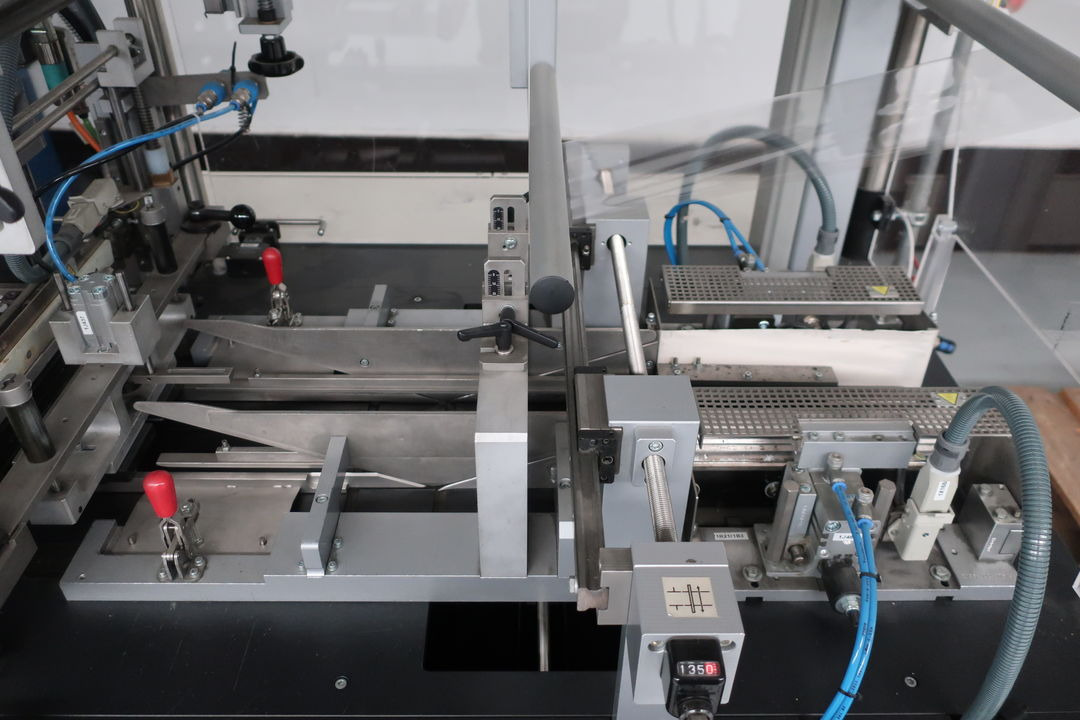 Macchina per imballaggio Sollas SX 60 film wrapping machine with moen maskinbyg pick and place feeder: foto 9 Macchina per imballaggio Sollas SX 60 film wrapping machine with moen maskinbyg pick and place feeder: foto 9