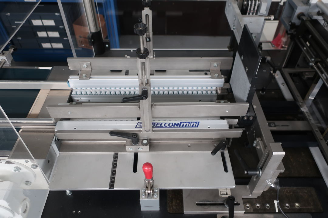 Macchina per imballaggio Sollas SX 60 film wrapping machine with moen maskinbyg pick and place feeder: foto 8 Macchina per imballaggio Sollas SX 60 film wrapping machine with moen maskinbyg pick and place feeder: foto 8