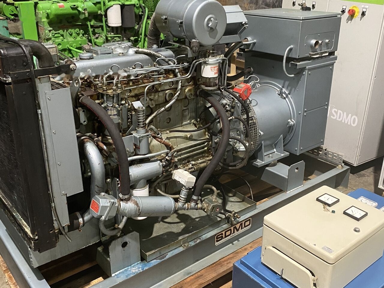 SDMO 70 kVa Perkins diesel - Gruppo elettrogeno: foto 3 SDMO 70 kVa Perkins diesel - Gruppo elettrogeno: foto 3