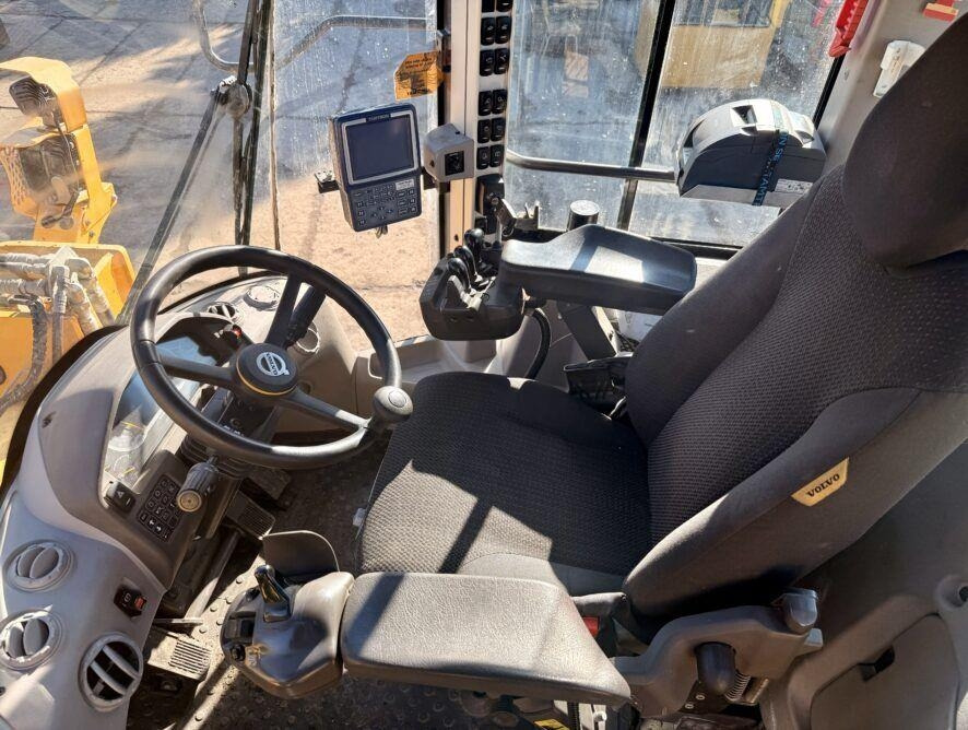 Volvo L110H  - Pala gommata: foto 4 Volvo L110H  - Pala gommata: foto 4