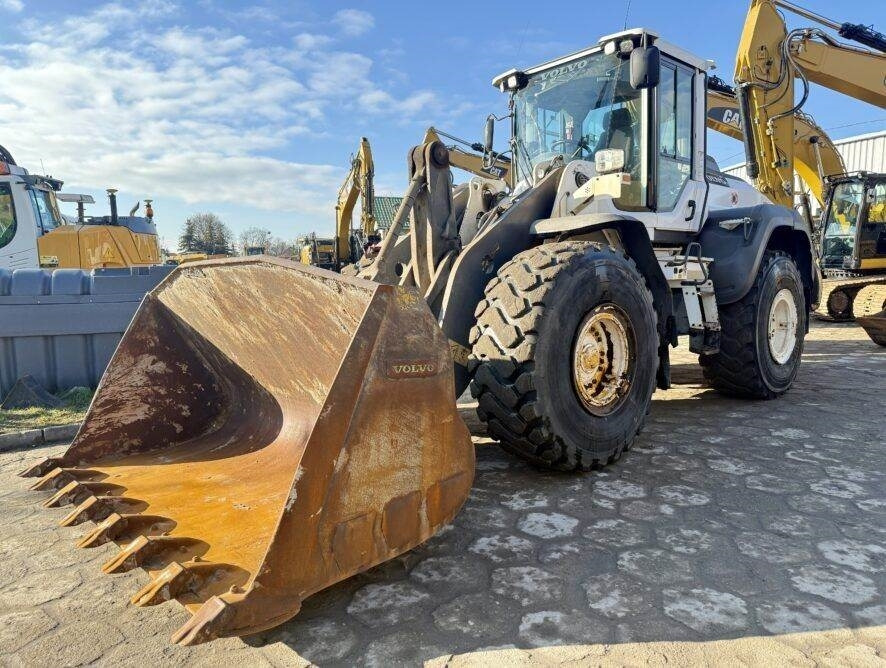 Volvo L120H  - Pala gommata: foto 1 Volvo L120H  - Pala gommata: foto 1