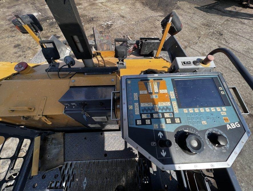 Volvo TITAN 125 - Finitrice: foto 4 Volvo TITAN 125 - Finitrice: foto 4