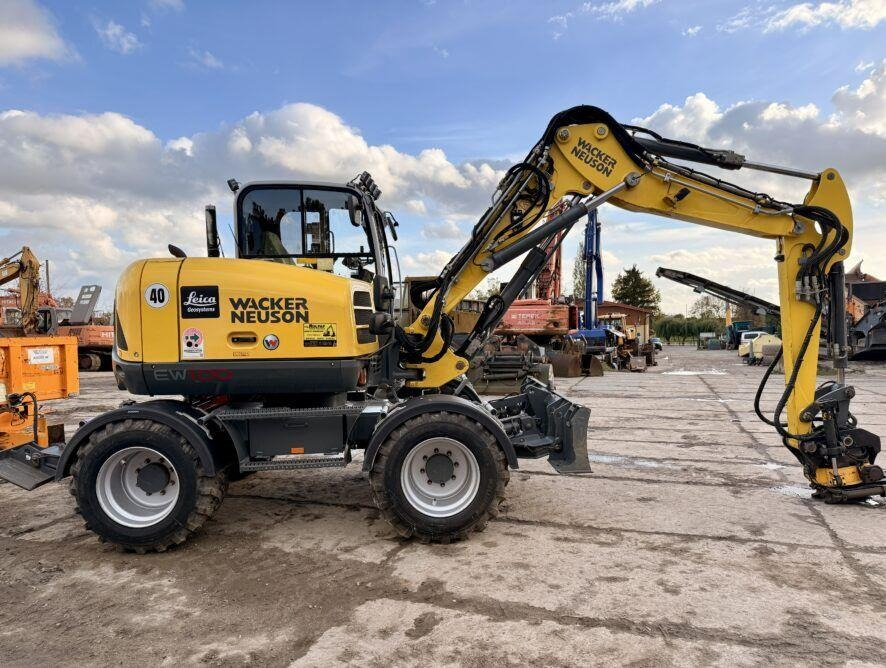 Wacker Neuson EW100  - Escavatore gommato: foto 1 Wacker Neuson EW100  - Escavatore gommato: foto 1