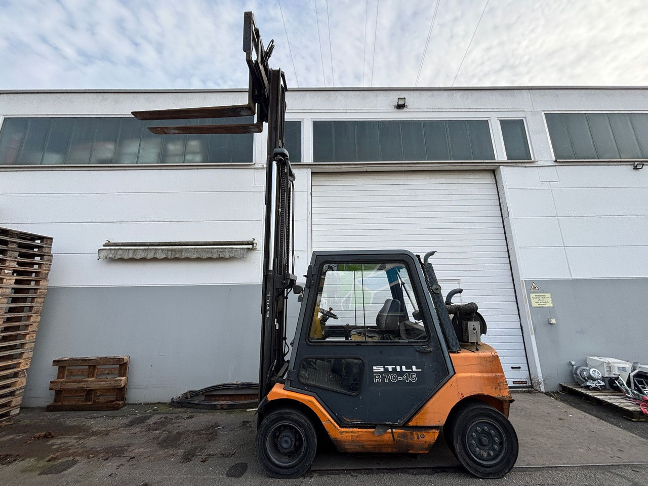 Still R 70-45 Diesel/Kabine/Lange Gabel - Carrello elevatore diesel: foto 1 Still R 70-45 Diesel/Kabine/Lange Gabel - Carrello elevatore diesel: foto 1