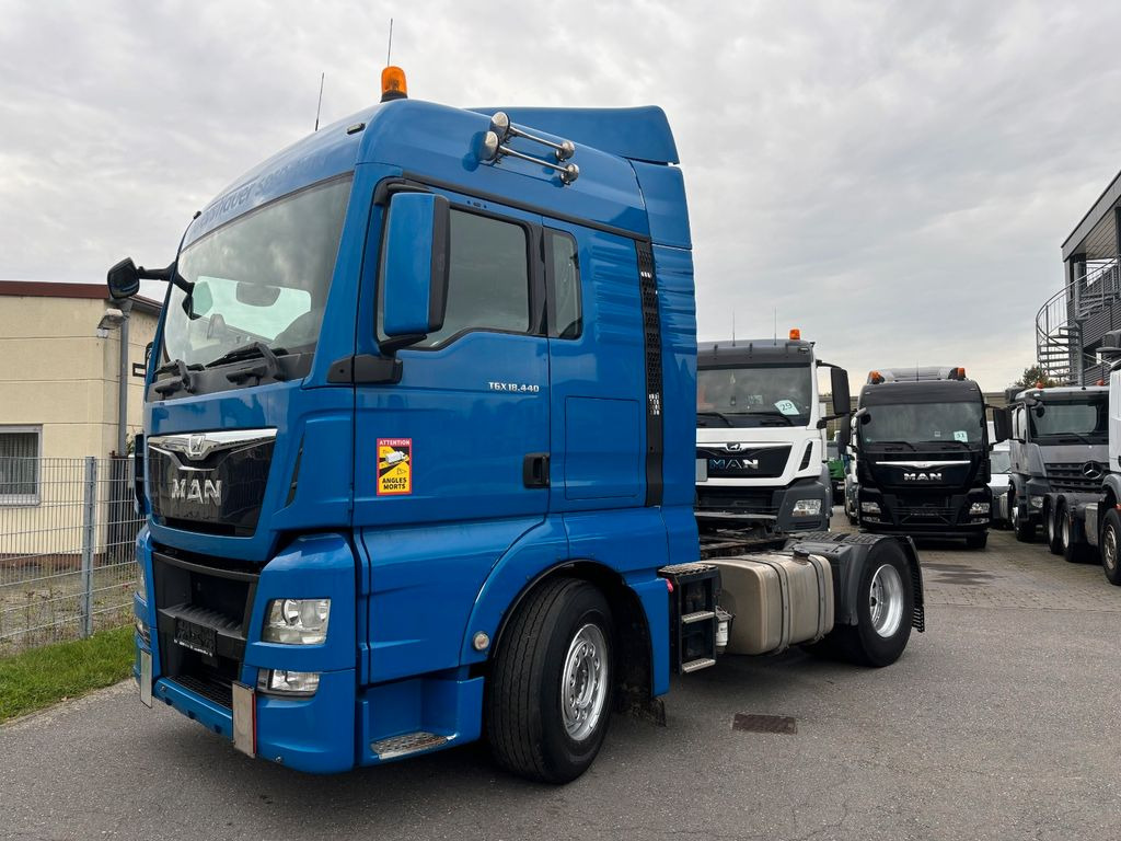 MAN TGX 18.440 480 Retarder/2 Tanks MAN TGX 18.440 480 Retarder/2 Tanks - Trattore stradale: foto 2 MAN TGX 18.440 480 Retarder/2 Tanks MAN TGX 18.440 480 Retarder/2 Tanks - Trattore stradale: foto 2
