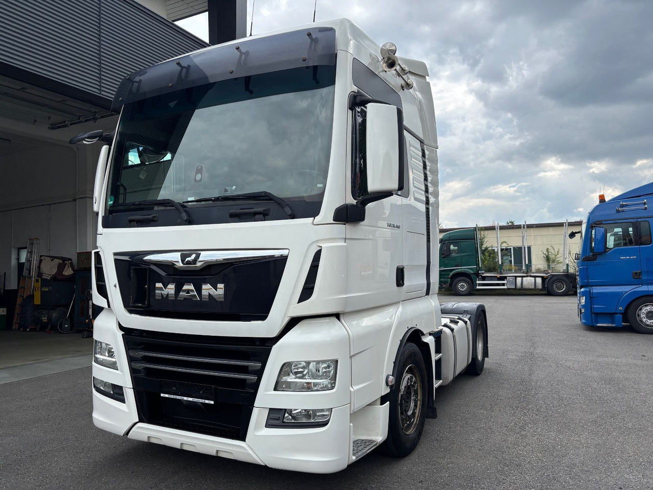 MAN TGX 18.460 XXL/Retader/2xTank/NAVI/TÜV - Trattore stradale: foto 1 MAN TGX 18.460 XXL/Retader/2xTank/NAVI/TÜV - Trattore stradale: foto 1
