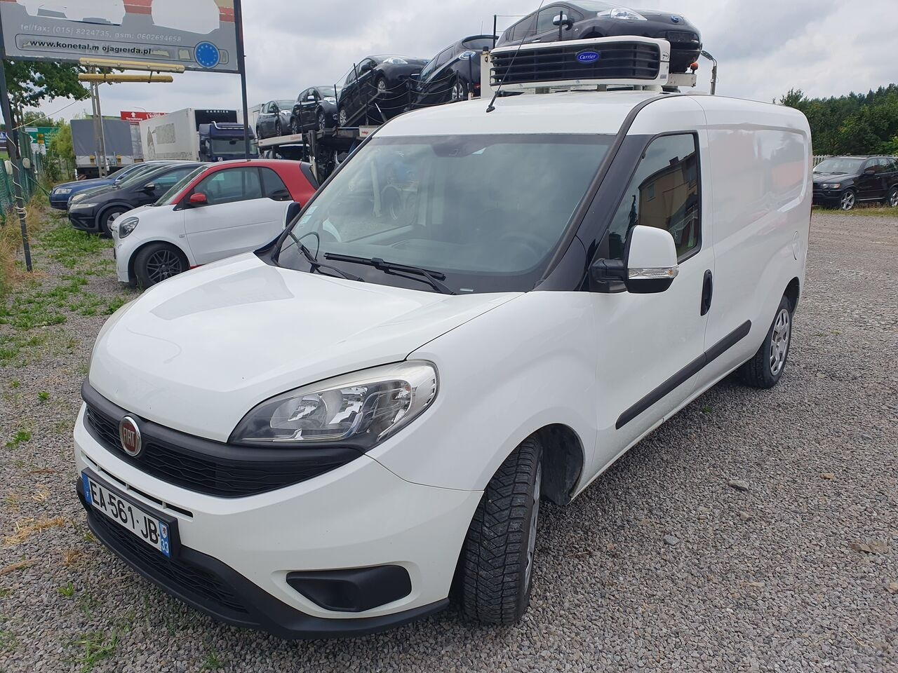 FIAT DOBLO LONG CHLODNIA carrier KLIMA EURO6 - Furgone frigo: foto 3 FIAT DOBLO LONG CHLODNIA carrier KLIMA EURO6 - Furgone frigo: foto 3