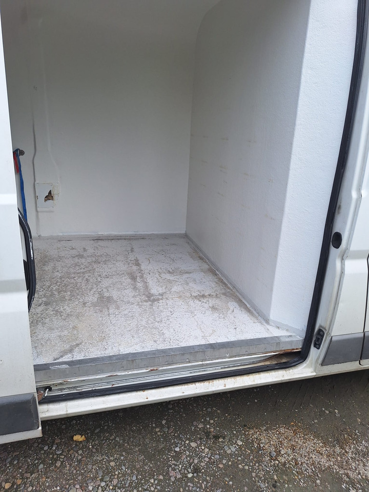 FIAT DUCATO L2H2 CHLODNIA CARRIER KLIMA EURO5 - Furgone frigo: foto 2 FIAT DUCATO L2H2 CHLODNIA CARRIER KLIMA EURO5 - Furgone frigo: foto 2
