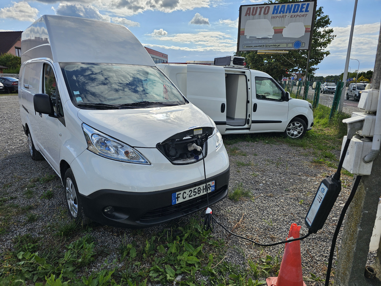 NISSAN E-NV200 ELEKTRYCZNY 40 KV 250 km klima kamera - Furgoncino, Furgone elettrico: foto 2 NISSAN E-NV200 ELEKTRYCZNY 40 KV 250 km klima kamera - Furgoncino, Furgone elettrico: foto 2