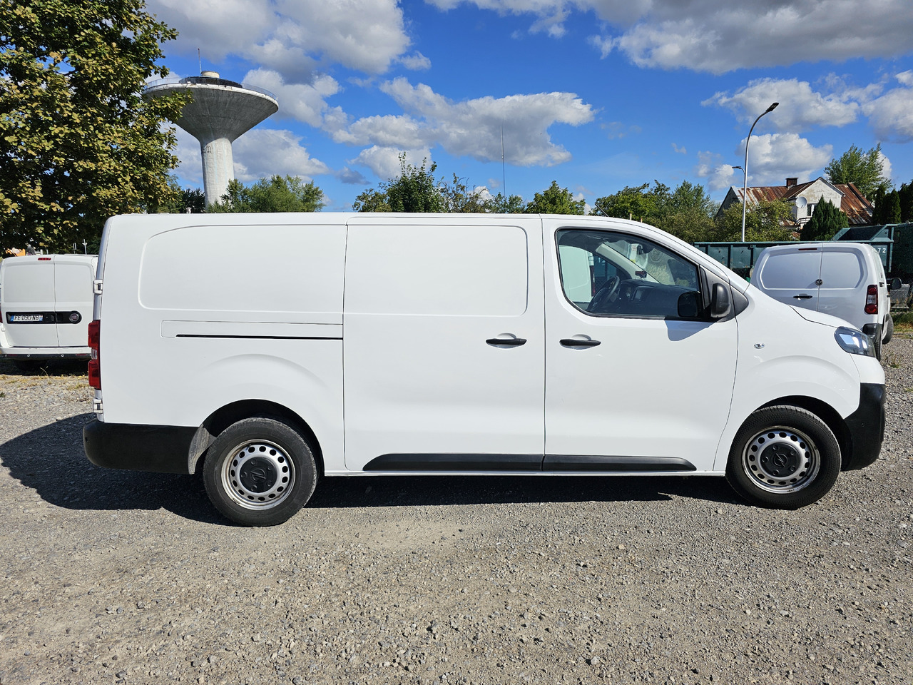 Furgoncino OPEL VIVARO LONG L2H1 FURGON KLIMA NAVI EURO6 [ Copy ]: foto 6