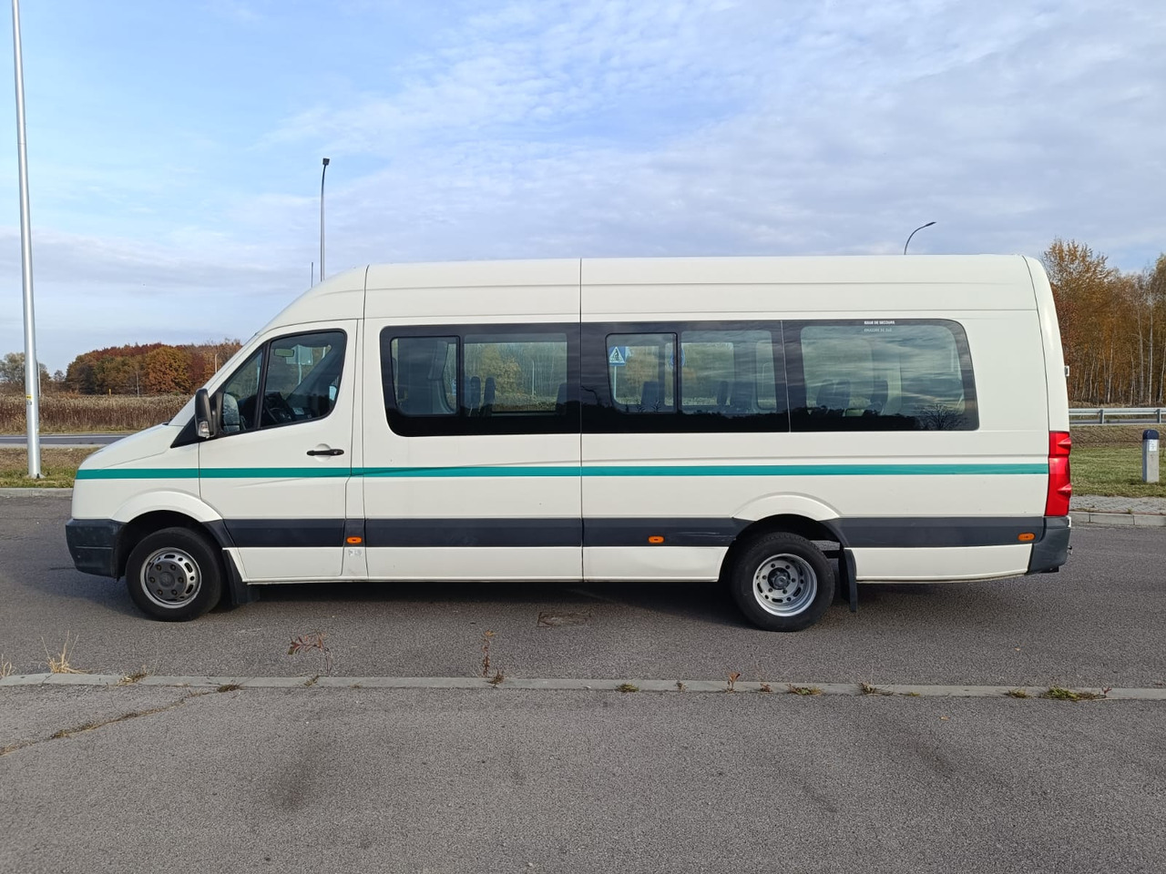 VOLKSWAGEN CRAFTER 23 OSOBY KLIMA WEBASTO KAMERA RETARDER HAK EURO5 - Pullman: foto 5 VOLKSWAGEN CRAFTER 23 OSOBY KLIMA WEBASTO KAMERA RETARDER HAK EURO5 - Pullman: foto 5