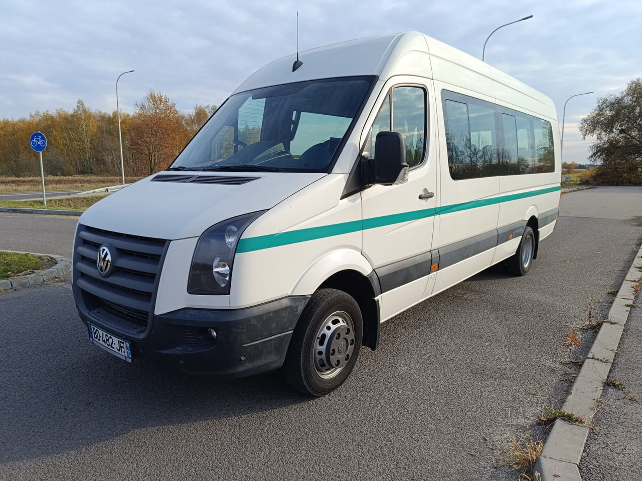 VOLKSWAGEN CRAFTER 23 OSOBY KLIMA WEBASTO KAMERA RETARDER HAK EURO5 - Pullman: foto 3 VOLKSWAGEN CRAFTER 23 OSOBY KLIMA WEBASTO KAMERA RETARDER HAK EURO5 - Pullman: foto 3