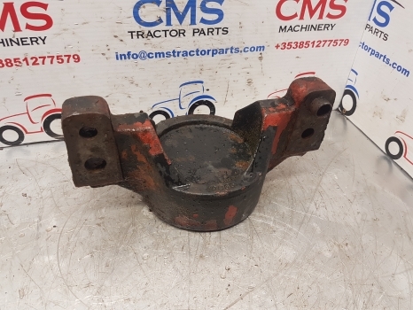 Case 4210, 4230, C90, Cx90, 895 Front Axle Support 1537607c1, 19066 - Asse anteriore per Trattore: foto 4 Case 4210, 4230, C90, Cx90, 895 Front Axle Support 1537607c1, 19066 - Asse anteriore per Trattore: foto 4