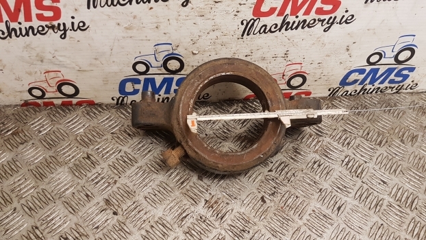 Case Cx70, Cx80, Cx90, Cx100 Front Axle Support Rear B510160 - Asse anteriore per Trattore: foto 1 Case Cx70, Cx80, Cx90, Cx100 Front Axle Support Rear B510160 - Asse anteriore per Trattore: foto 1
