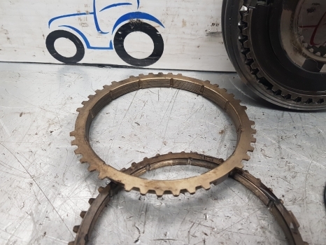 Trasmissione per Trattore Case International 956, 1056 Transmission Synchroniser 3226391r91,  1964020c91: foto 8