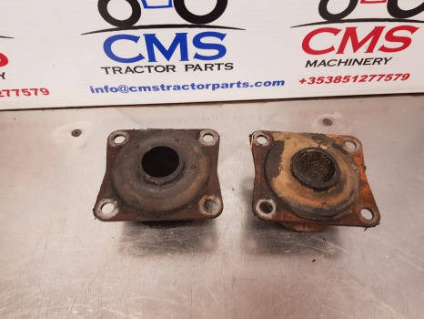 Case Maxxum 5120, 5140, 5130, 5240 Cab Front Support Damper Pair 1533773c1 - Sospensione della cabina: foto 2 Case Maxxum 5120, 5140, 5130, 5240 Cab Front Support Damper Pair 1533773c1 - Sospensione della cabina: foto 2