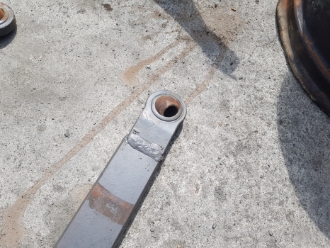 Claas Arion 400, 500, 600 Series 530 Lift Arm Rhs 7700076543, 0010912302 - Sospensione: foto 3 Claas Arion 400, 500, 600 Series 530 Lift Arm Rhs 7700076543, 0010912302 - Sospensione: foto 3