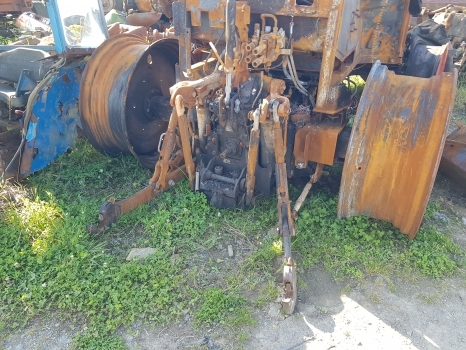 Motore Claas Arion 420 A21 Front, Rear Axle, Engine, Transmission, Lift, Pto Parts: foto 7