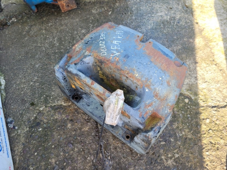Deutz Agrotron Series 135 Front Weight Carrier 1000 Kg 04425559, 0.012.9556.3, - Contrappeso: foto 3 Deutz Agrotron Series 135 Front Weight Carrier 1000 Kg 04425559, 0.012.9556.3, - Contrappeso: foto 3