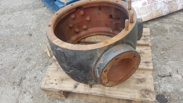 Fermec 860 Rear Axle Differential Housing 518212m1 - Differenziale per Terna: foto 4 Fermec 860 Rear Axle Differential Housing 518212m1 - Differenziale per Terna: foto 4