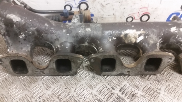 Fiat F, F Dt, F100, F110, F115, F120, F130, F130, F140 Intake Manifold 98413495 - Collettore di aspirazione per Trattore: foto 2 Fiat F, F Dt, F100, F110, F115, F120, F130, F130, F140 Intake Manifold 98413495 - Collettore di aspirazione per Trattore: foto 2