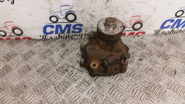 Fiat Ford 30, 10s, 35, F, F Dt F130, F120, F110, F140 Water Pump 98497117 - Pompa del liquido di raffreddamento per Trattore: foto 1 Fiat Ford 30, 10s, 35, F, F Dt F130, F120, F110, F140 Water Pump 98497117 - Pompa del liquido di raffreddamento per Trattore: foto 1