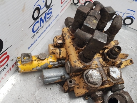 Ford 655, 655a, 550, 555, 555a Digger Loader Control Hydraulic Valve Complete - Valvola idraulica per Terna: foto 4 Ford 655, 655a, 550, 555, 555a Digger Loader Control Hydraulic Valve Complete - Valvola idraulica per Terna: foto 4