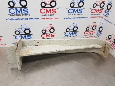 Ford New Holland 2000, 3000, 5100, 4600, 6600 Mudguard Bracket Support 81822981 - Parafango per Trattore: foto 5 Ford New Holland 2000, 3000, 5100, 4600, 6600 Mudguard Bracket Support 81822981 - Parafango per Trattore: foto 5