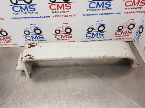Ford New Holland 2000, 3000, 5100, 4600, 6600 Mudguard Bracket Support 81822981 - Parafango per Trattore: foto 2 Ford New Holland 2000, 3000, 5100, 4600, 6600 Mudguard Bracket Support 81822981 - Parafango per Trattore: foto 2
